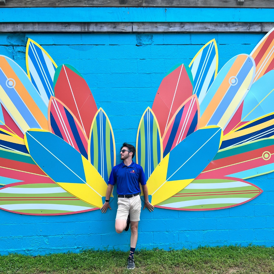 Surfboard Wing Wall